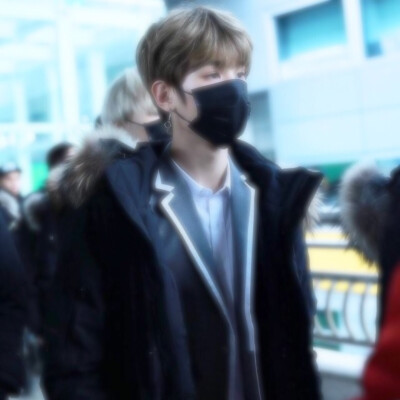 Justin黄明昊贾富贵