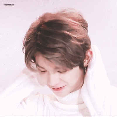 Justin黄明昊贾富贵