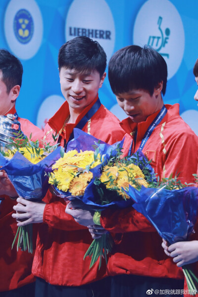 2018瑞典团体世乒赛 夺得冠军后