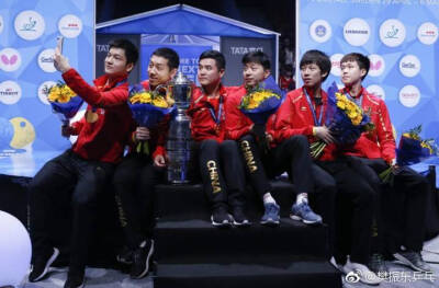 2018瑞典团体世乒赛 夺得冠军后