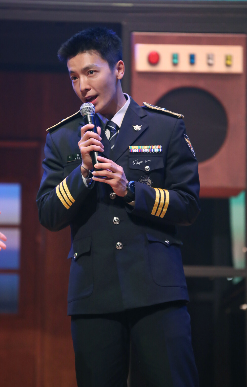 15.12.05 – Musical & Healing concert
當兵的哥哥好帥~~~