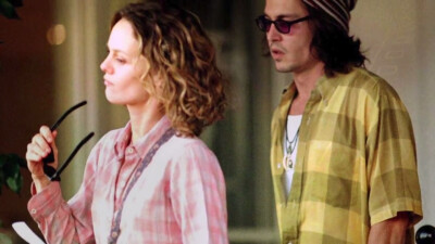 爱是最强大也是最脆弱的。
Johnny Depp ＆ Vanessa Paradis