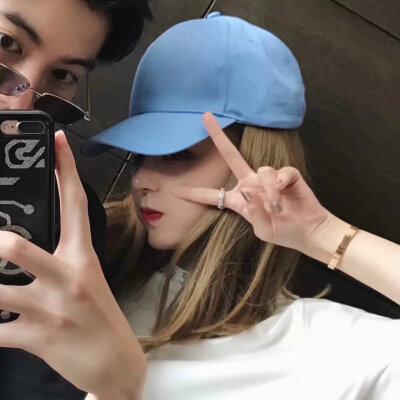 原宿情侣头像不定时更，嘻嘻感谢关注@Djiaww-