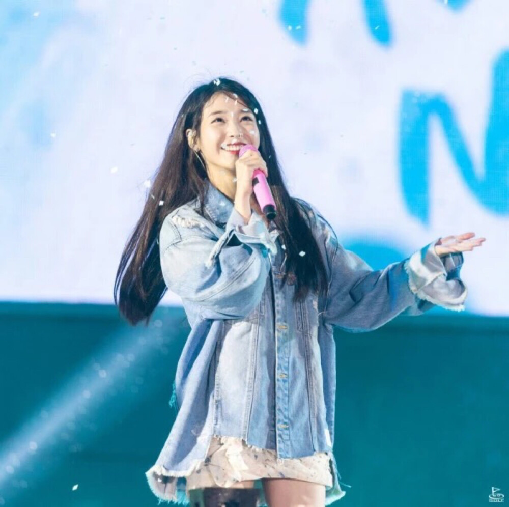 江旌辞❤️李知恩