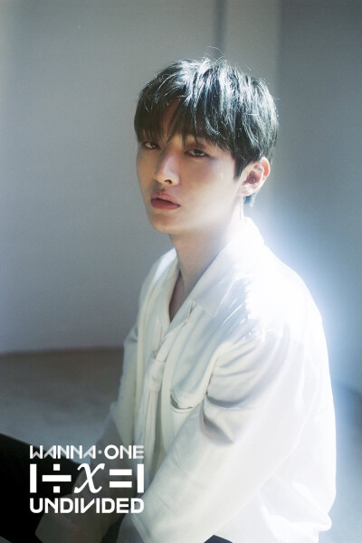 Wanna one 尹智圣
#1÷X=1 Lean on me