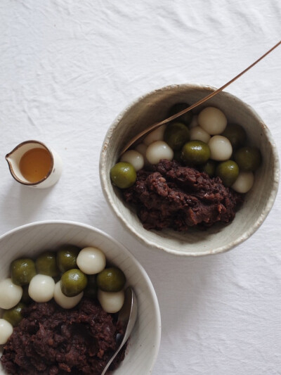 记美食 吐司 野炊 煎饺 厚蛋烧 草莓 和果子