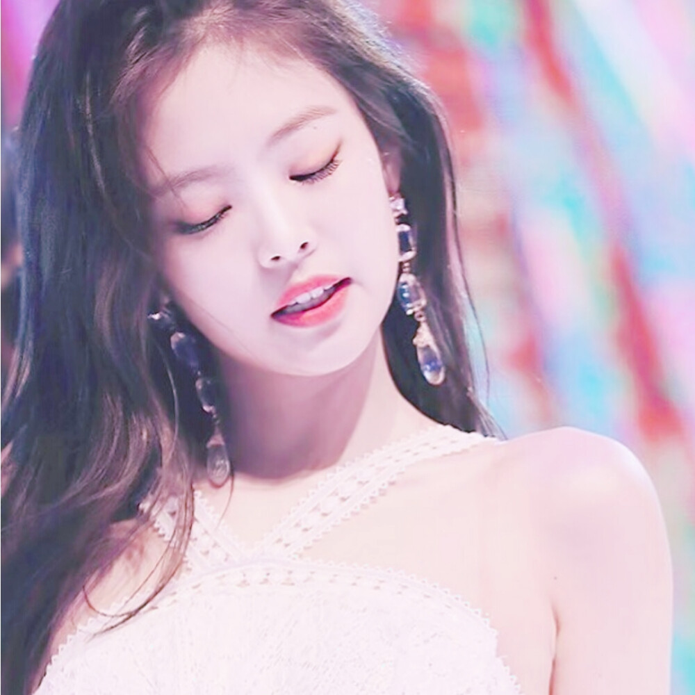 金智妮 Jennie