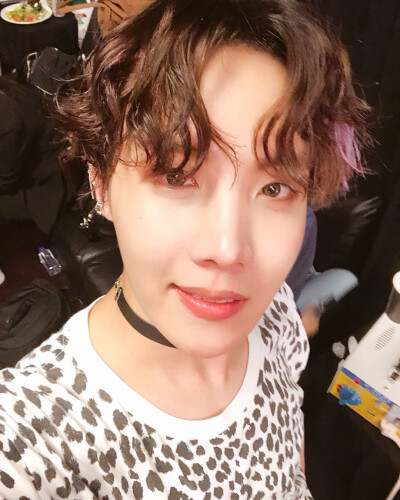 Jhope 郑号锡