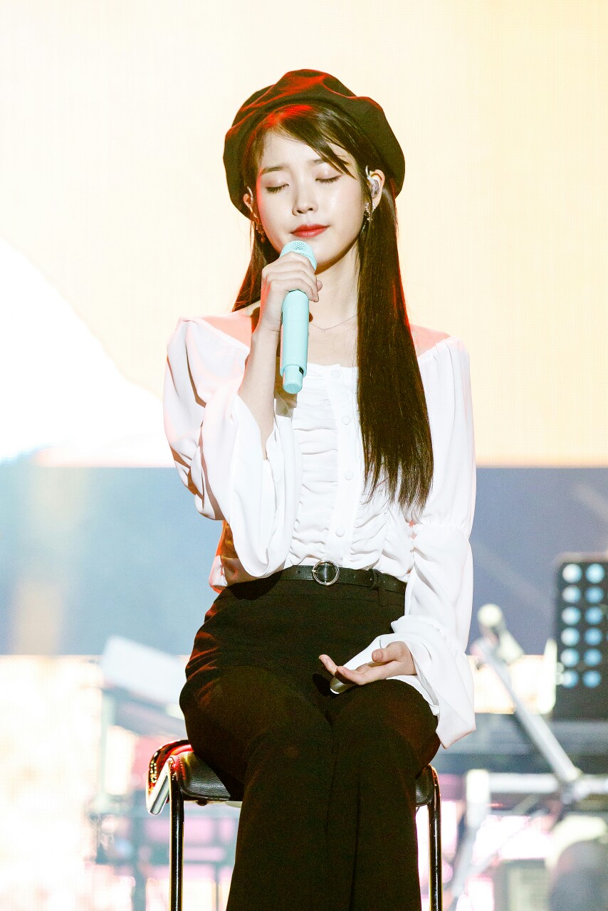 IU