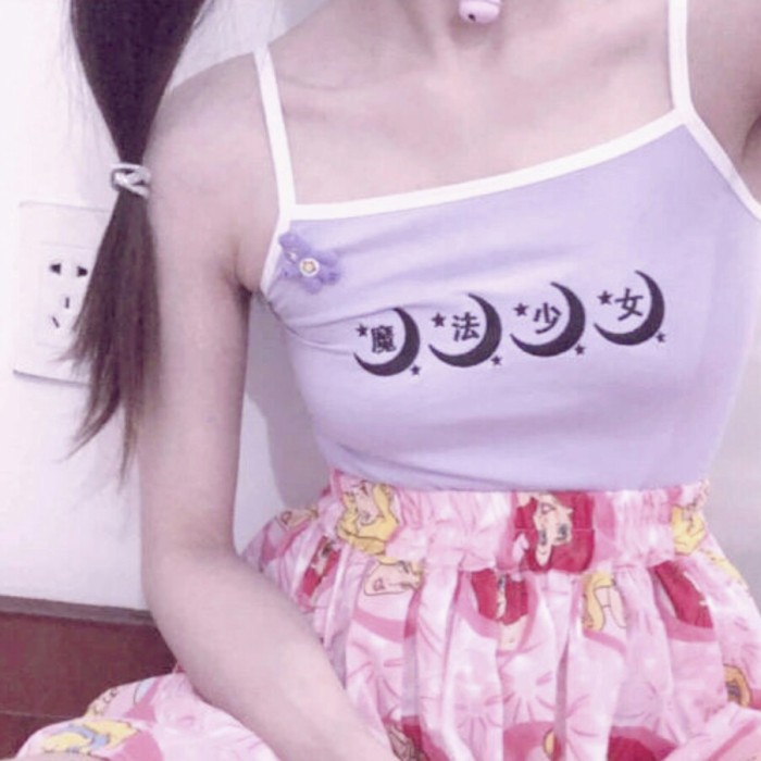 『倾妗-女生头像』原截： 审阅