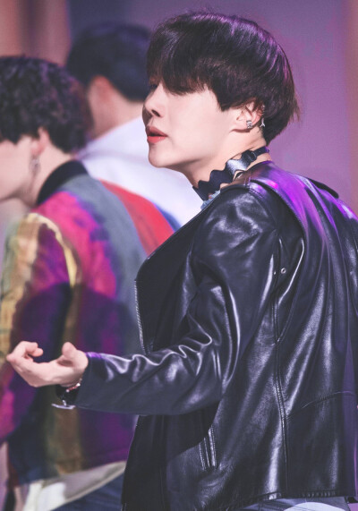 遇见bts遇见更好的自己♡
防弹少年团奇迹创造者
郑号锡J-HOPE
cr 乖熊本熊