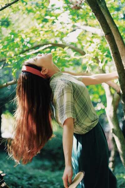 天氣預告明天有雨
我來預告妳
@周小白子_