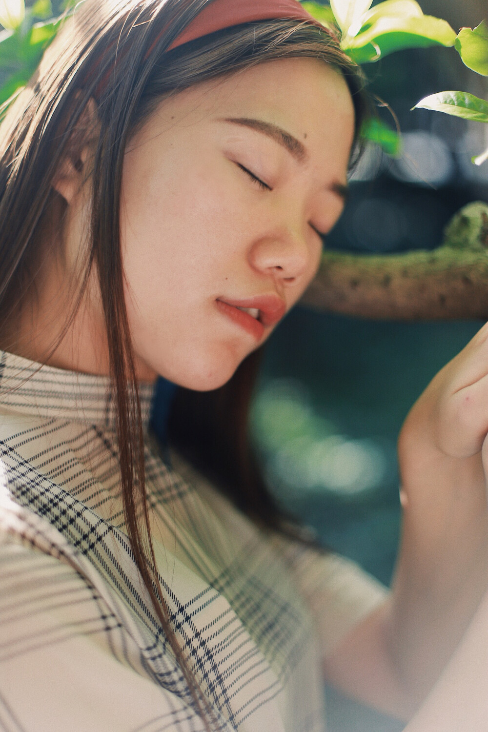 天氣預(yù)告明天有雨
我來預(yù)告妳
@周小白子_