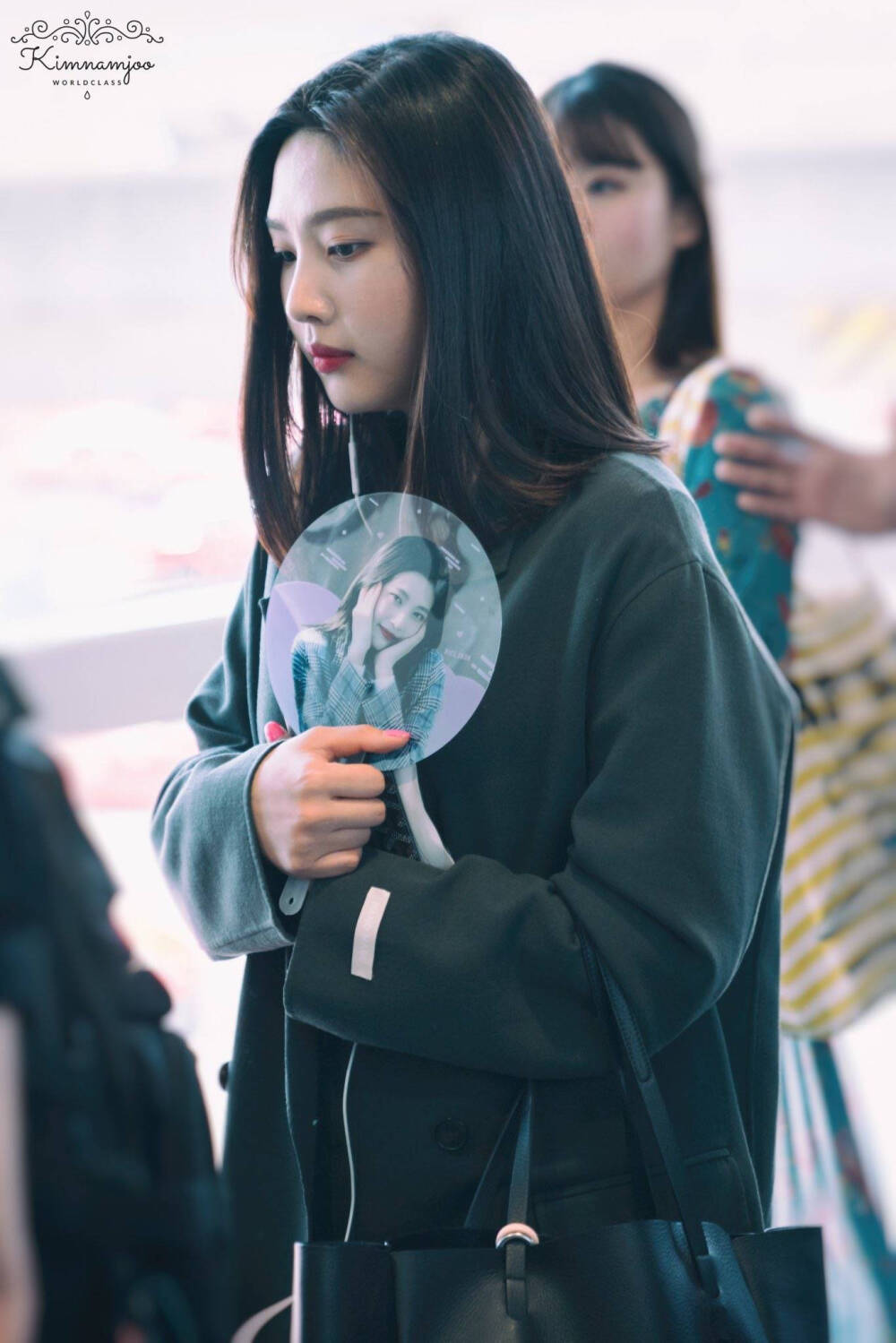 朴秀荣 Joy 朴秀英
Red velvet成员