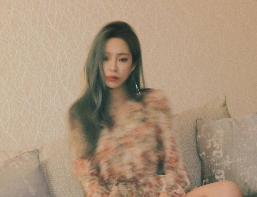 heize 张多蕙
ins/杂志