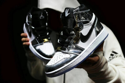 $499
▲Air Jordan1 High ‘Pass The Torch’
男朋友系列
size: 40-47