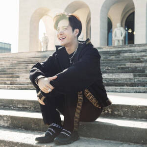 王嘉尔Fendi/ELLESHOP/抱走吧爱豆