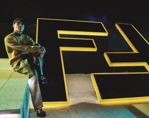 王嘉尔Fendi/ELLESHOP/抱走吧爱豆