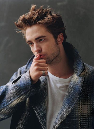 Robert Pattinson~