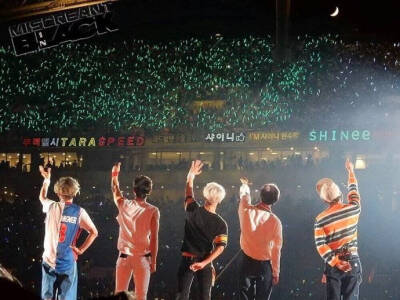 SHINee