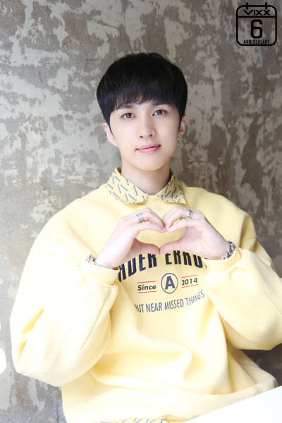 VIXX 六周年粗卡!!!