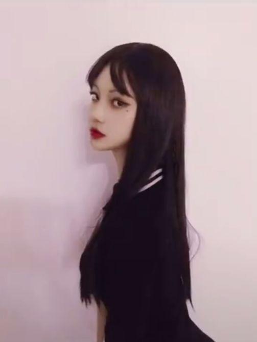 【头像】高清女头 男头 欧美 情侣 闺密头像清新 森系 韩系 可爱 搞怪 黑白 身体部位图 举牌 备忘录 随手点赞关注
