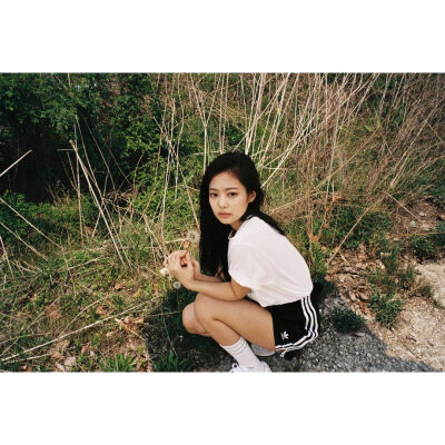 BLACKPINK JENNIE