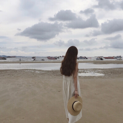 女头像 by：朵莉✔️