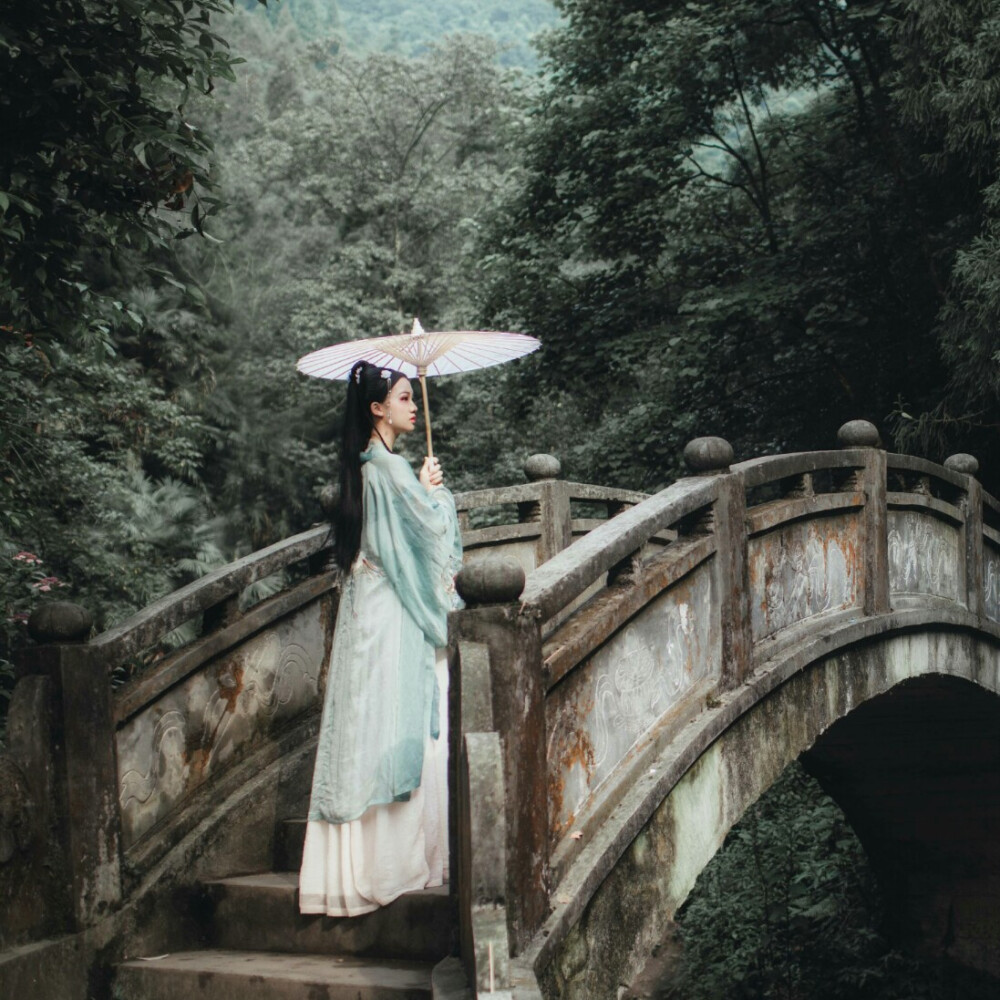 古风真人 壁纸 女生头像 女头 小清新 虐心 唯美 高清 意境 古风 古风