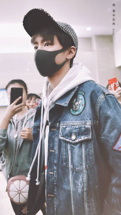 2018.04.26 大连 ✈️ 北京 出发 cr.独家记忆