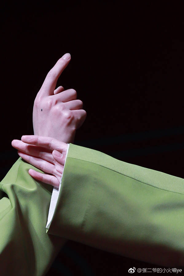 二爷张云雷(原图见水印) - 堆糖,美图壁纸兴趣社区