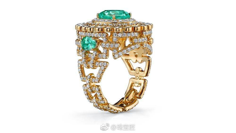 复古且华丽的戒臂，from Erica Courtney
