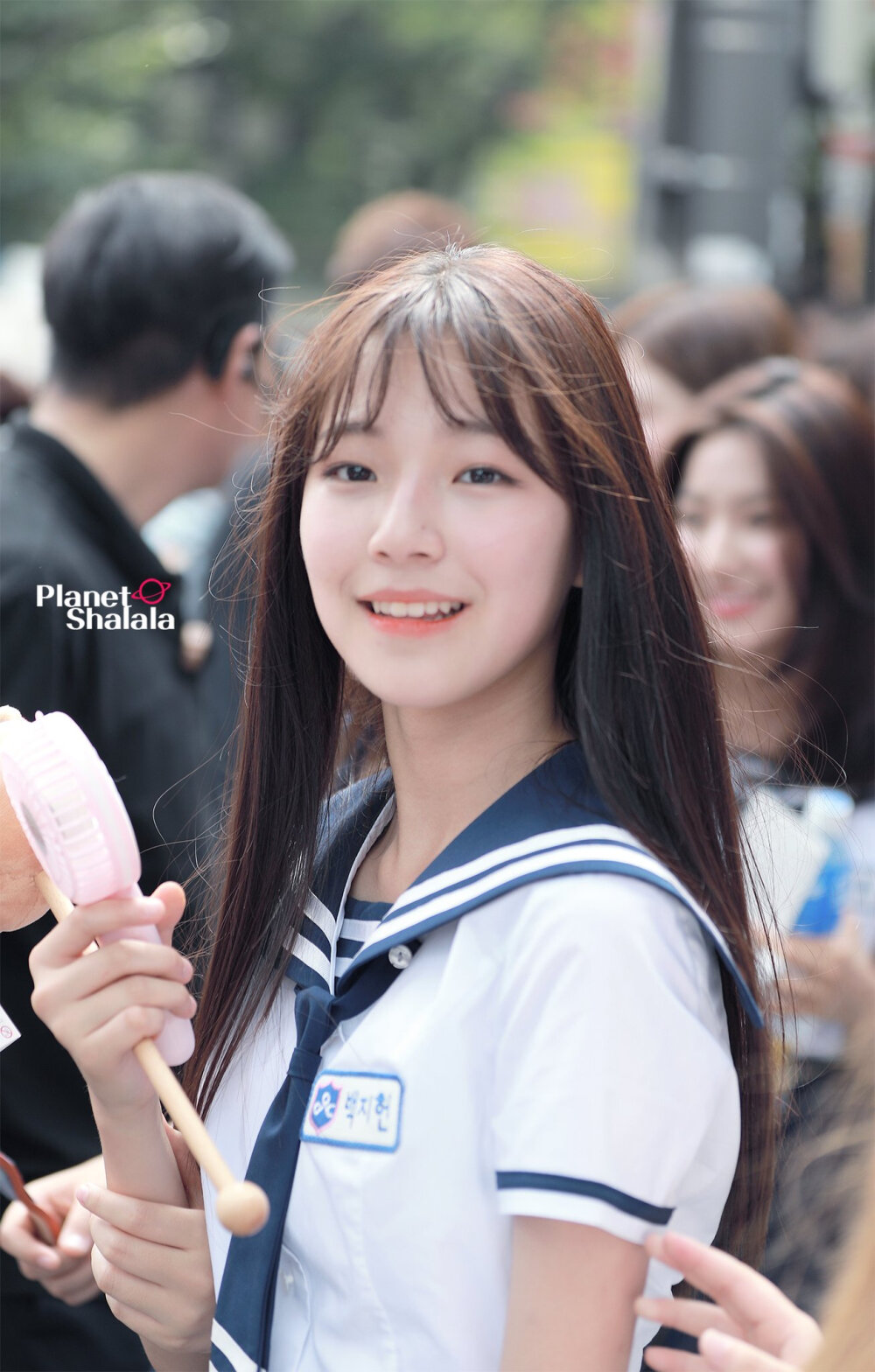 偶像学校白知宪fromis_9赞评论更多