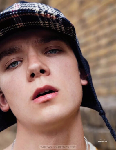 阿沙，他真好看啊！