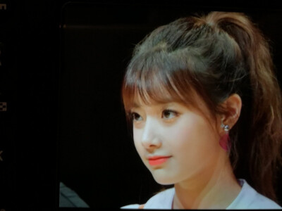 180527
UNI.T 第二次签售高清饭拍补图
©Ricky