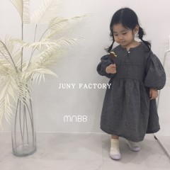 JUNYfactory韩国南大门童装代购宽松百搭2018新款亲子装连衣裙春