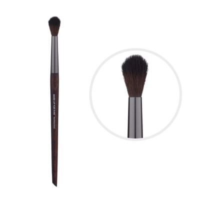 Make Up For Ever 242 Large Blender Brush
$30