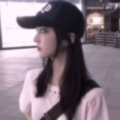 『倾妗-女生头像』原截：退敌