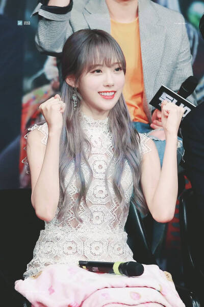 李露朵 Luda