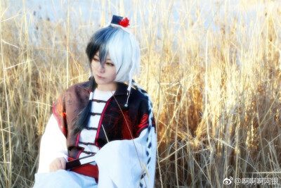 乐正龙牙cos
coser:阿银(原po)@啊啊啊阿银
妆娘:二薇@鹰酒
摄影:二薇@鹰酒
后勤: 小麒@白小麒就是白小麒 无月@丷猫无奴月
后期:@kiyo_小魔