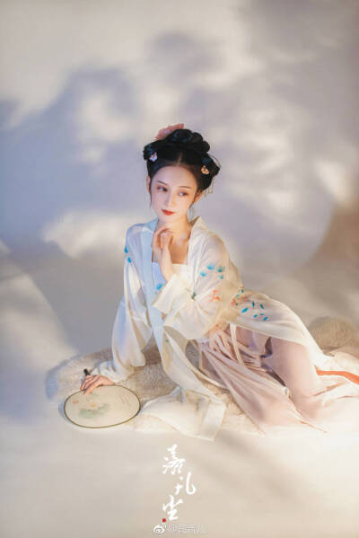 美女 - 堆糖，美图壁纸兴趣社区