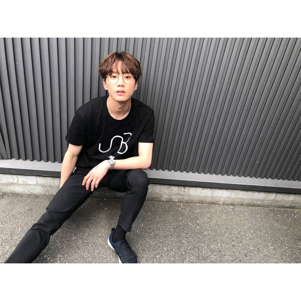 李濬荣⚡ukiss⚡UNB⚡TheUnit
180423     李濬荣ins更新
名古屋