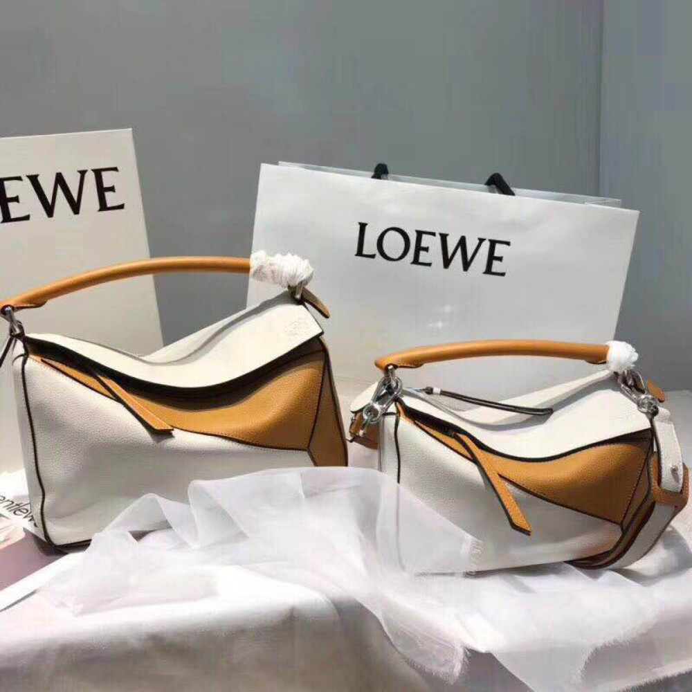 loewe puzzle 中号29x18x12cm 小号24x10x14cm 配包装 