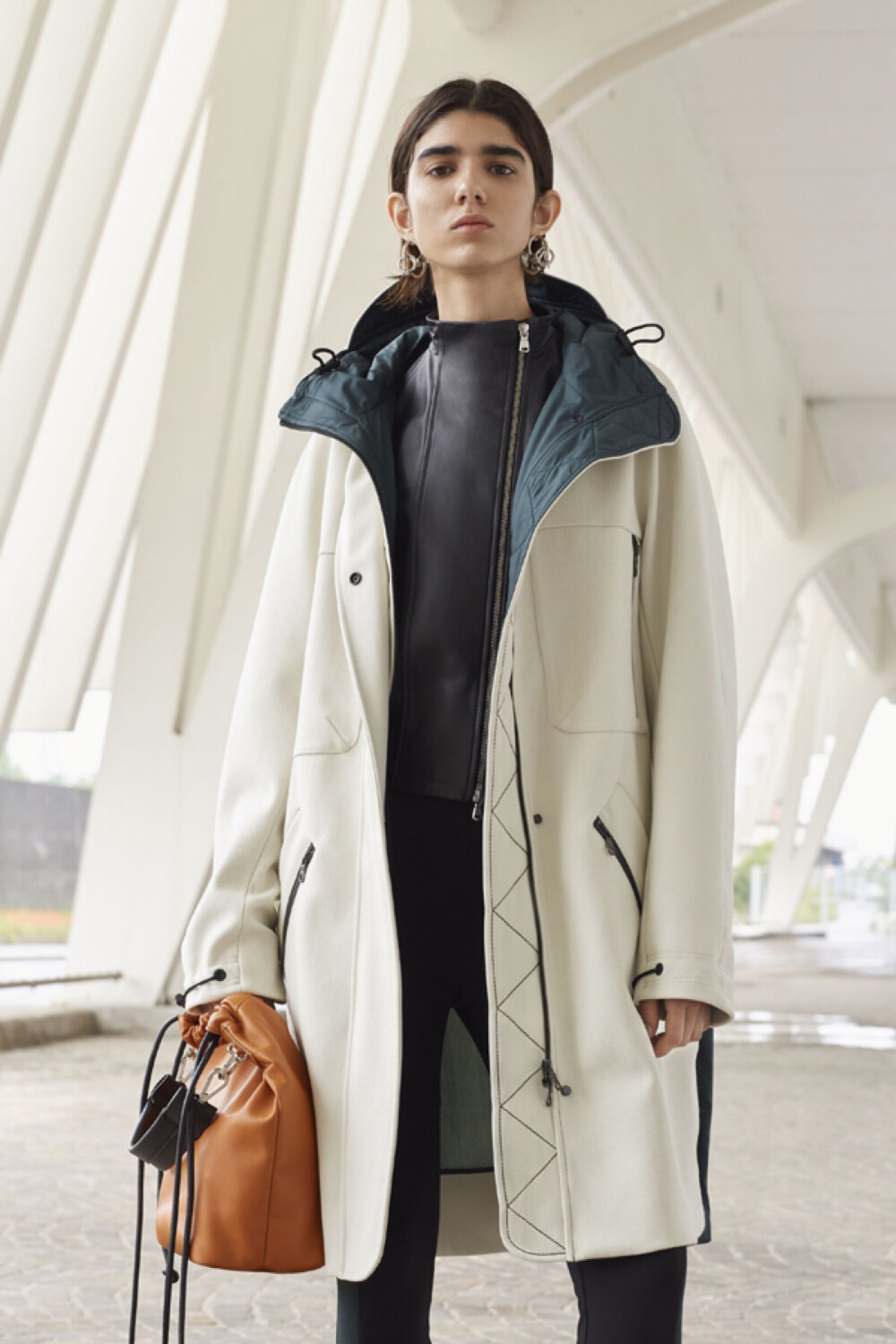 Sportmax（斯宝麦斯）释出2019早春度假系列LookBook