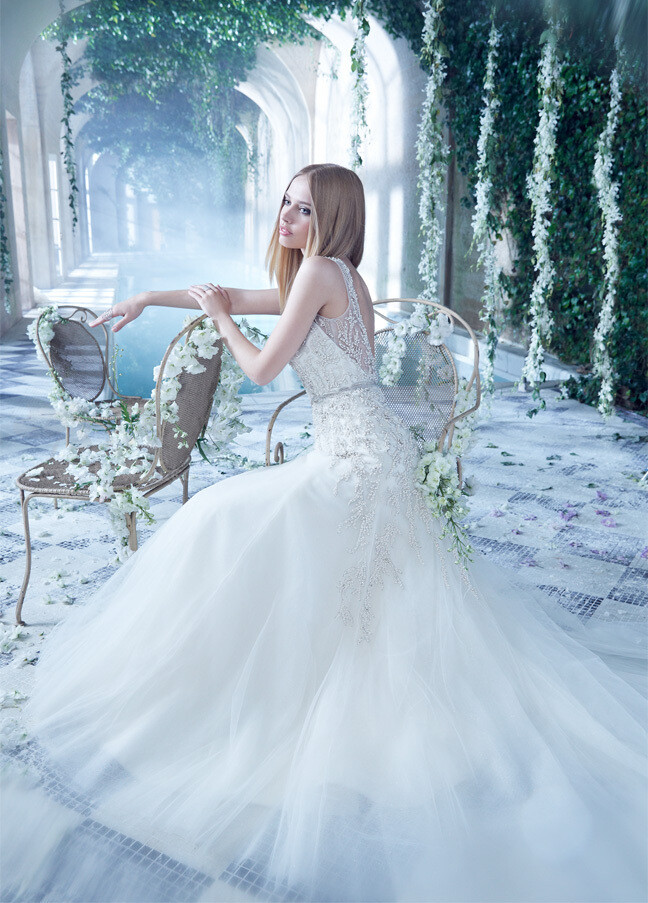 Alvina Valenta 婚纱