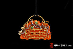 【蚂蚁创意珠宝工作室】珊瑚牡丹花篮 ，传统工艺结合现代设计，精致不失韵味，可当胸针可当吊坠。