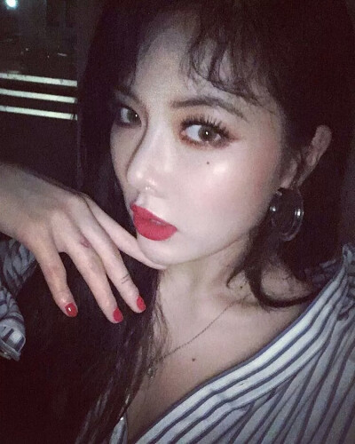 泫雅hyuna