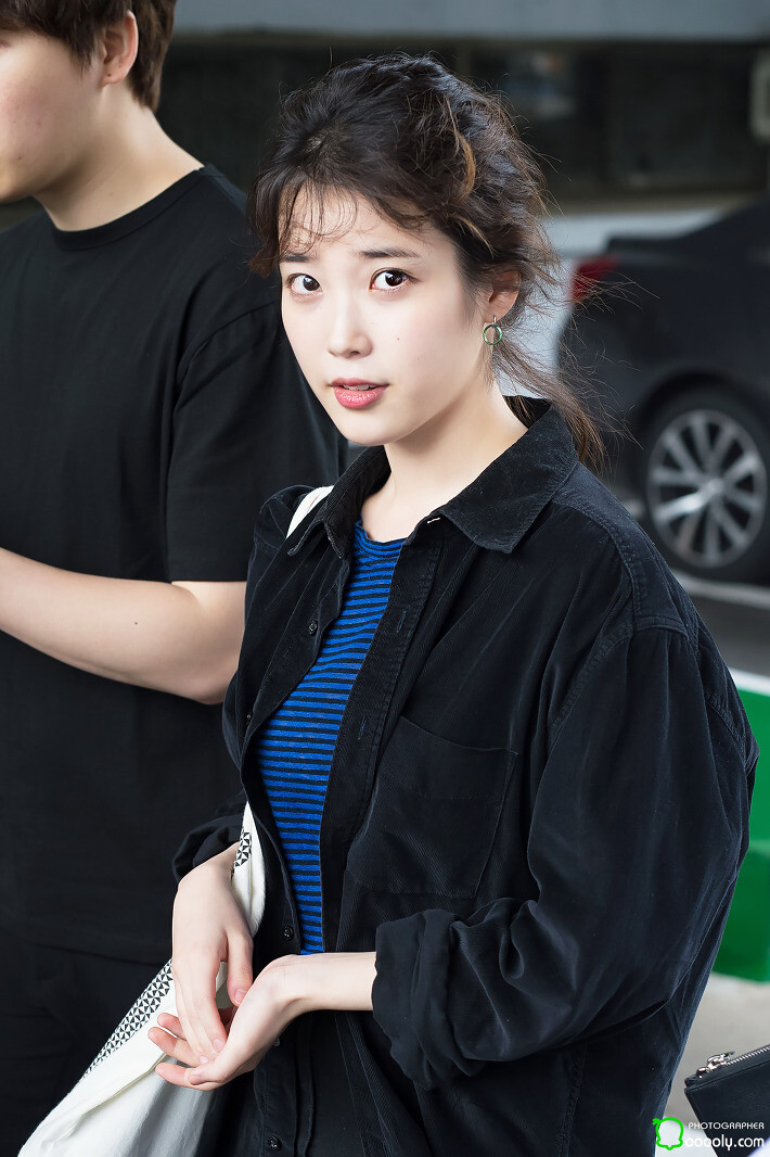 IU