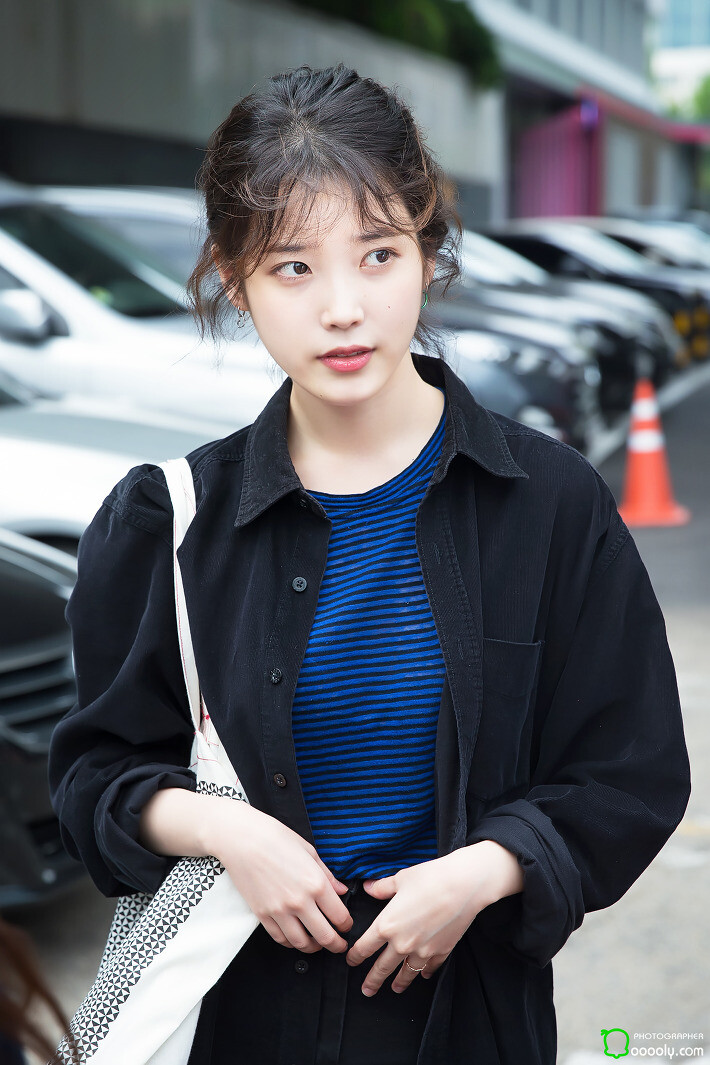 IU