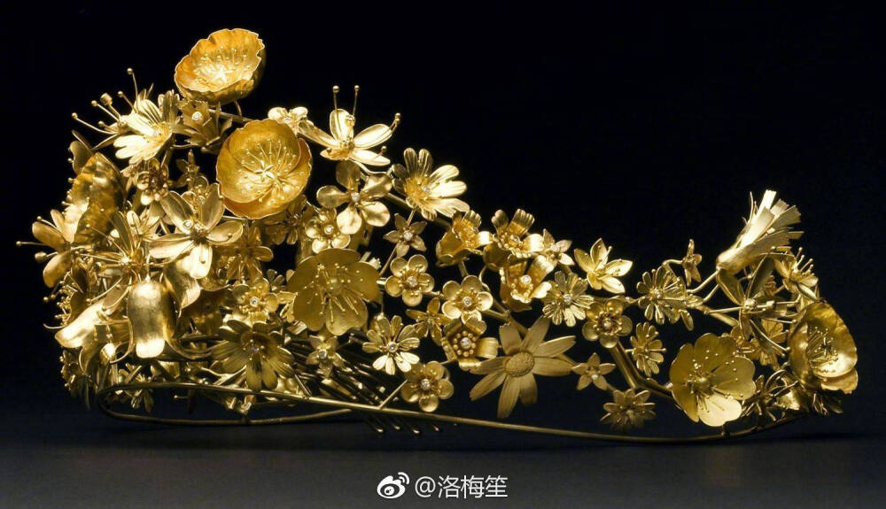 丹麦女王黄金头冠